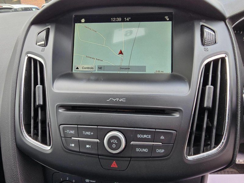 FORD FOCUS