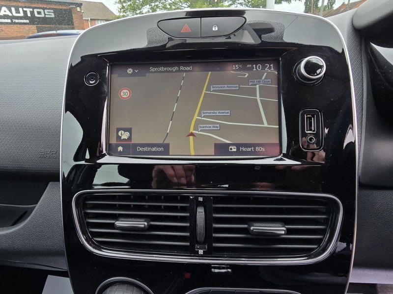 RENAULT CLIO