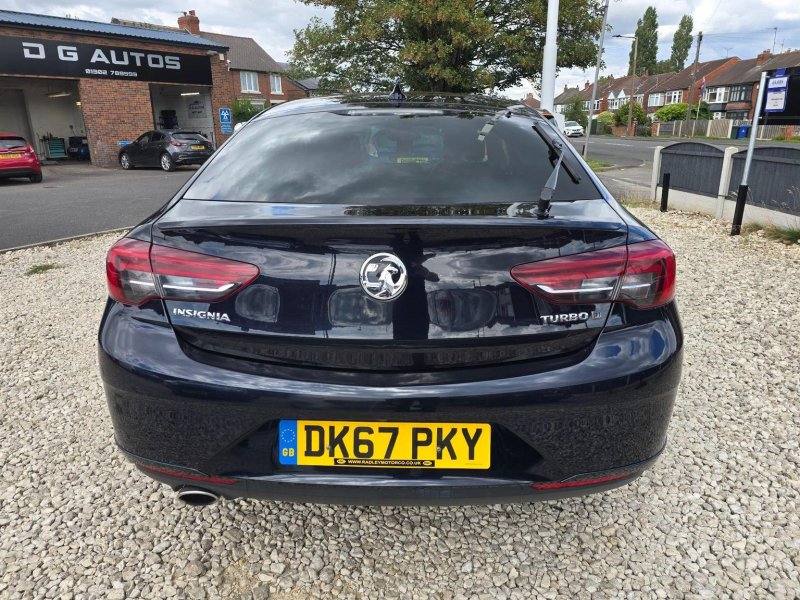 VAUXHALL INSIGNIA