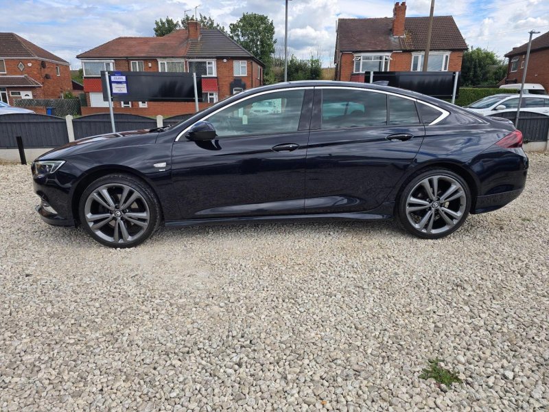 VAUXHALL INSIGNIA